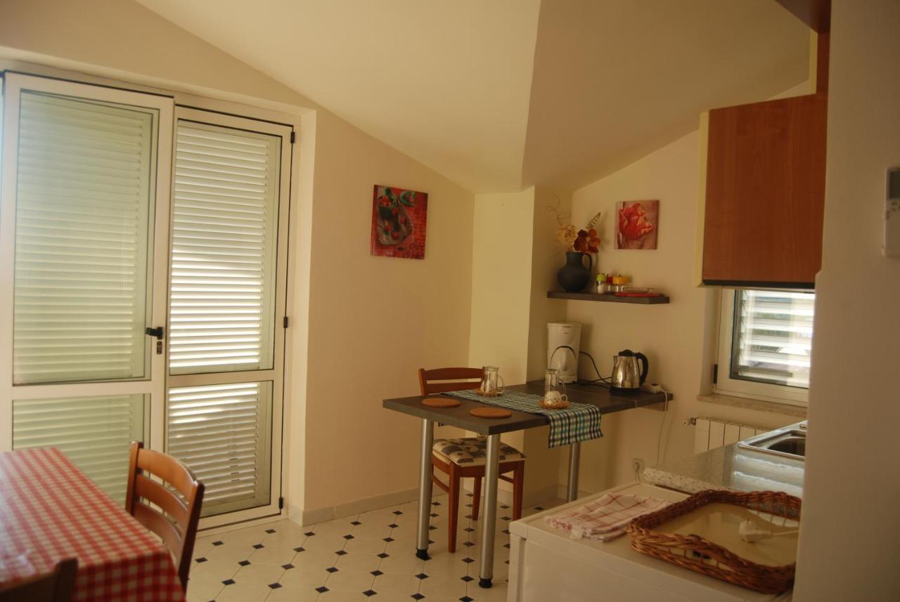 Apartments Bellavista Rovinjsko Selo Luaran gambar